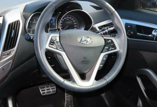 2017 Hyundai Veloster - Automatic
