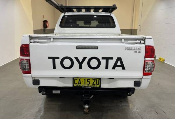 2014 Toyota Hilux SR(4X4) Automatic