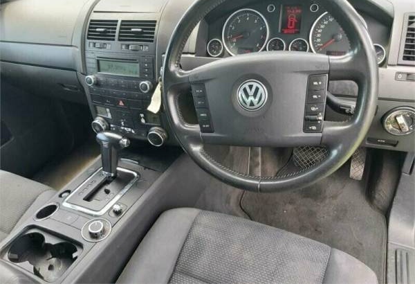 2005 Volkswagen Touareg V6 Automatic