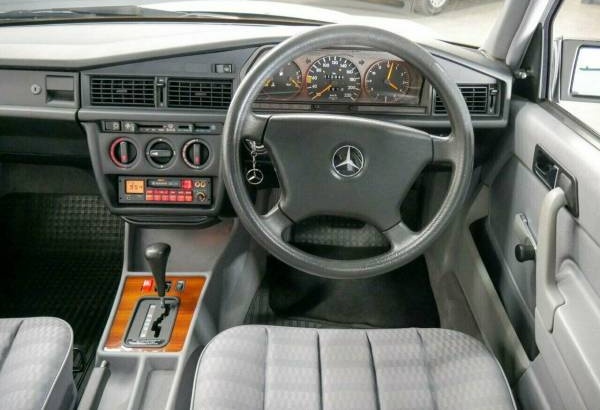 1992 Mercedes-Benz 180 ELimitedEdition Automatic