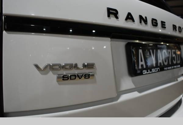 2015 LandRover RangeRover VogueSESDV8 Automatic