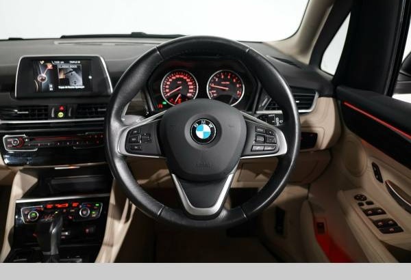 2015 BMW 220I ActiveTourerLuxuryLine Automatic