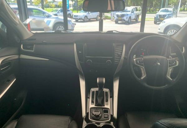 2016 Mitsubishi PajeroSport GLS(4X4)7Seat Automatic