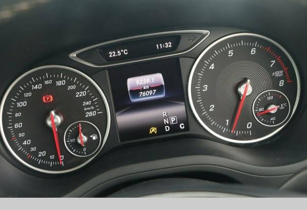 2015 Mercedes-Benz B200 - Automatic