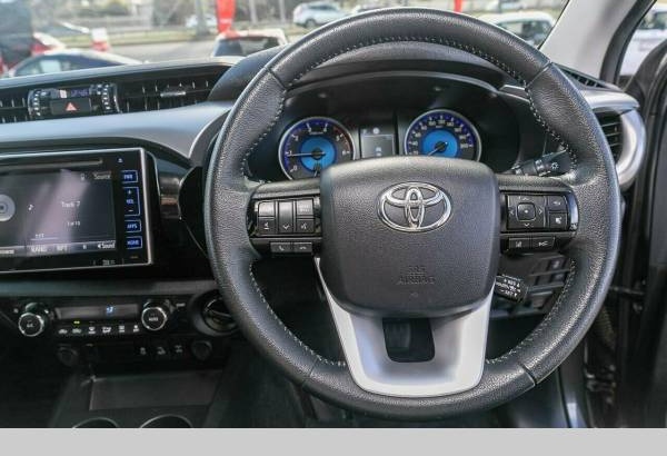 2019 Toyota Hilux SR5(4X4) Automatic