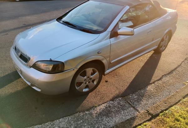 2005 Holden Astra  Manual