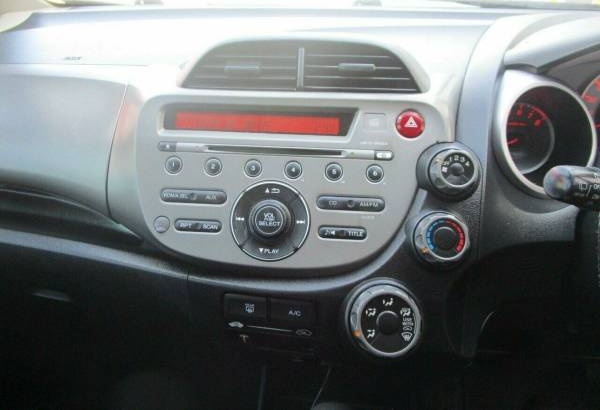 2012 Honda Jazz VTI Automatic