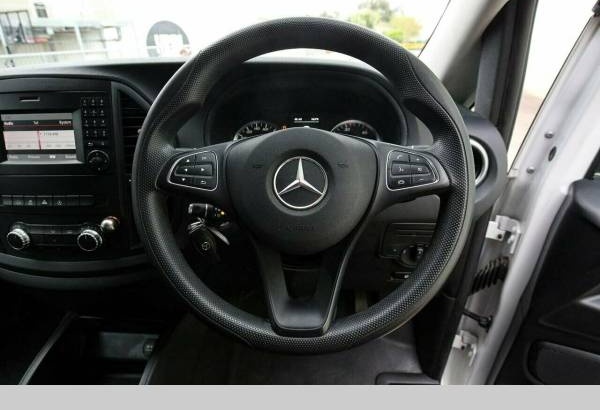 2016 Mercedes-Benz Vito 114BluetecCrewCAB Automatic