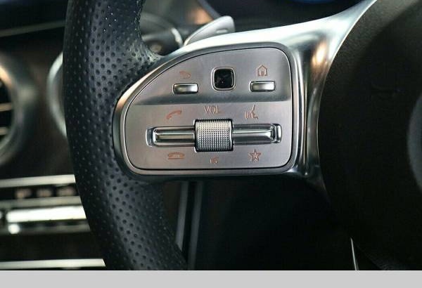 2018 Mercedes-Benz C300 - Automatic