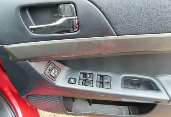 2013 Mitsubishi Lancer ESSportback Automatic