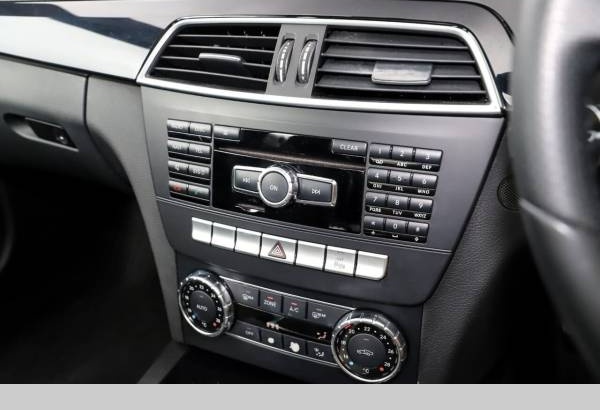 2011 Mercedes-Benz C180 BE Automatic