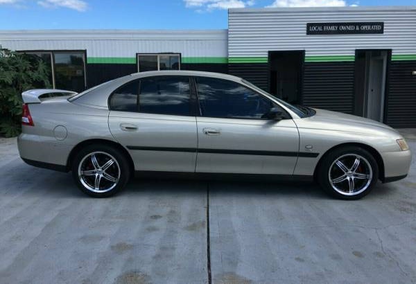 2004 holden commodore executive automatic