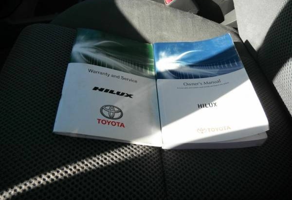 2013 Toyota Hilux SR5(4X4) Manual
