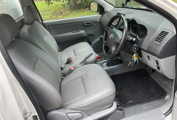 2007 Toyota Hilux Workmate Manual