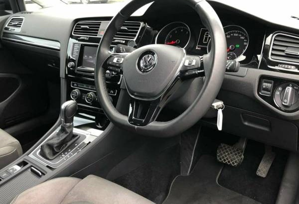 2014 Volkswagen Golf 103TSIHighline Automatic