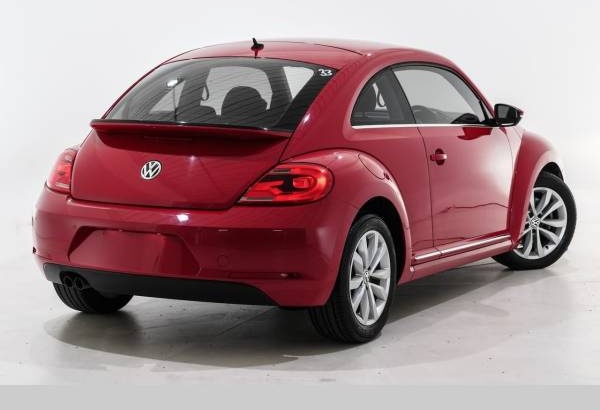 2013 Volkswagen Beetle - Automatic