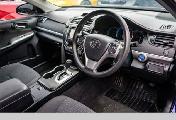 2014 Toyota Camry HybridH Automatic