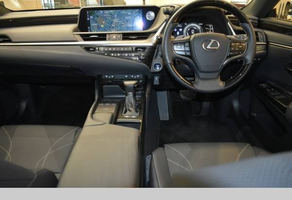 2019 Lexus ES300H Luxury(hybrid) Automatic