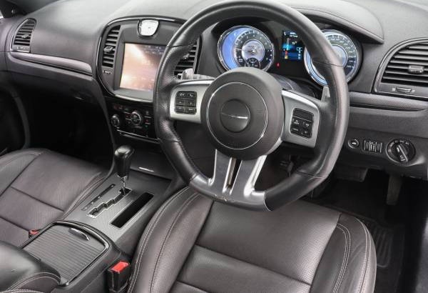 2014 Chrysler 300 SRT8 Core Automatic