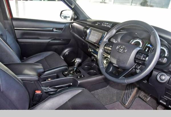 2019 Toyota Hilux Rogue(4X4) Automatic