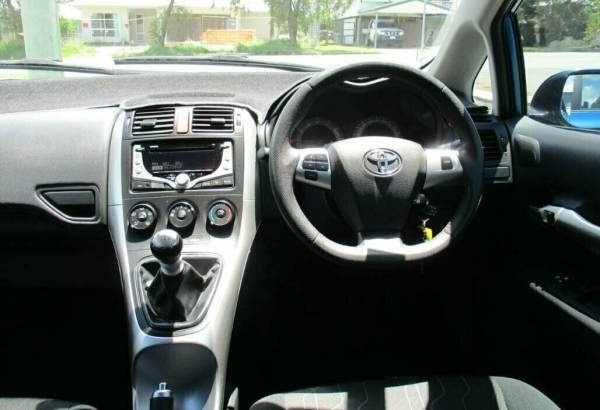 2012 Toyota Corolla AscentSport Manual