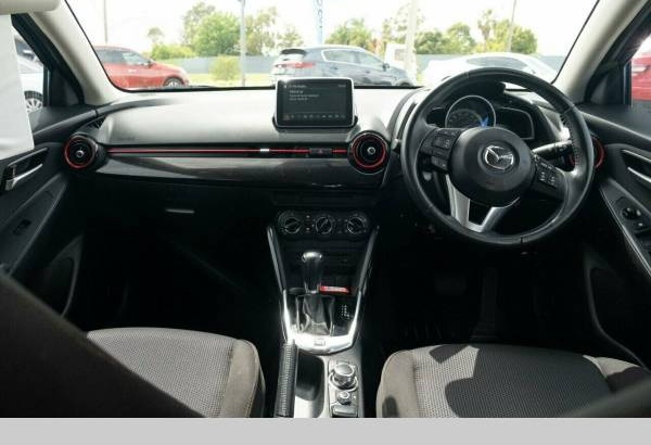 2016 Mazda 2 Maxx Automatic