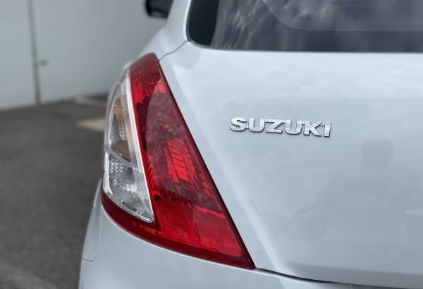 2014 Suzuki Swift GLX Automatic