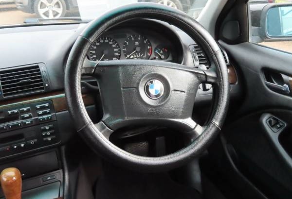 1998 BMW 318I - Automatic