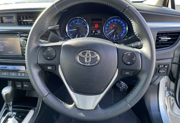 2015 Toyota Corolla ZR Automatic