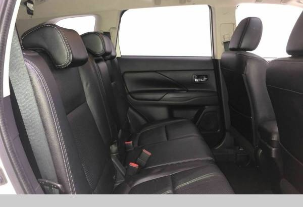 2016 Mitsubishi Outlander Exceed(4X4) Automatic