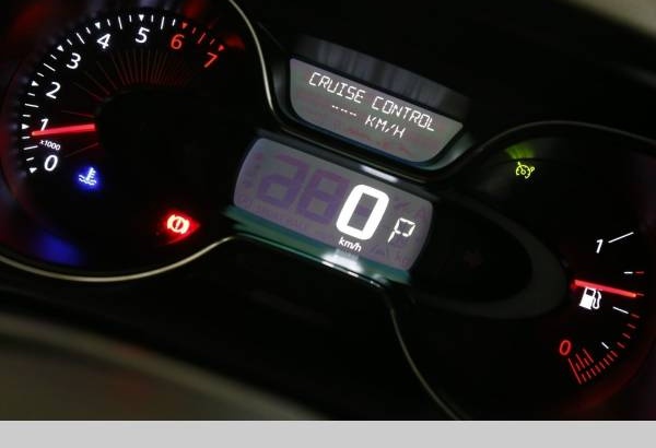 2017 Renault Captur Expression Automatic