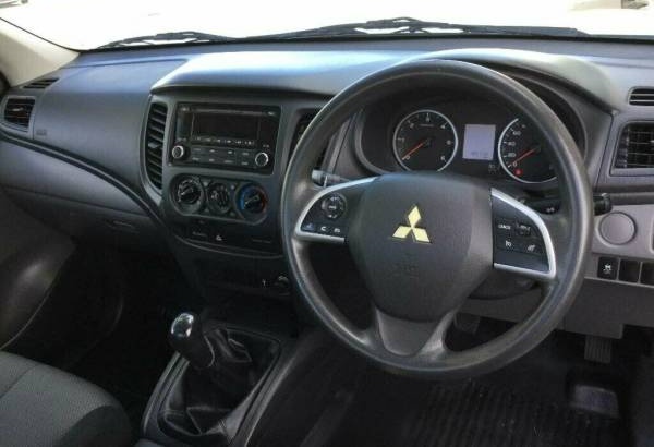 2016 Mitsubishi Triton GLX Manual