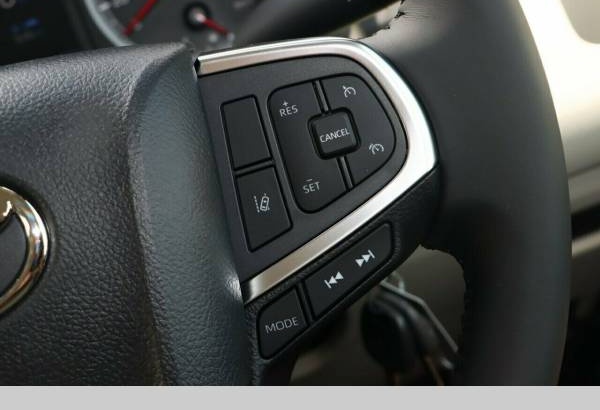 2021 Toyota HiAce - Automatic