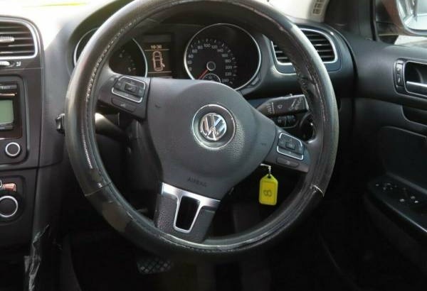 2010 Volkswagen Golf 103TDIComfortline Automatic