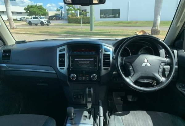 2016 Mitsubishi Pajero GLSLWB(4X4) Automatic