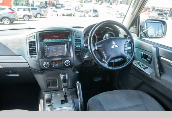 2012 Mitsubishi Pajero PlatinumEdition Automatic