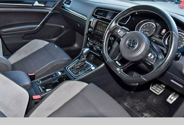 2015 Volkswagen Golf R Automatic