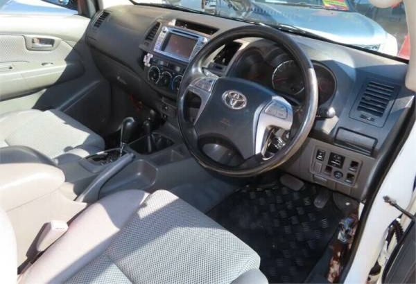 2014 Toyota Hilux SR (4X4) Automatic