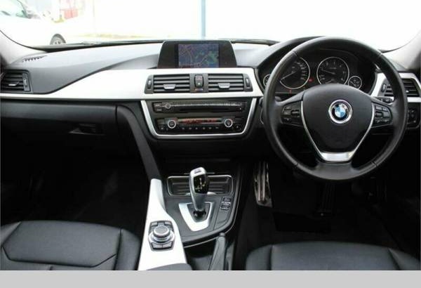 2013 BMW 318D - Automatic