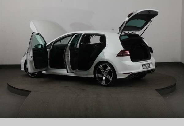 2015 Volkswagen Golf R Automatic