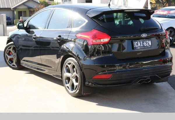 2017 Ford Focus ST2 Manual