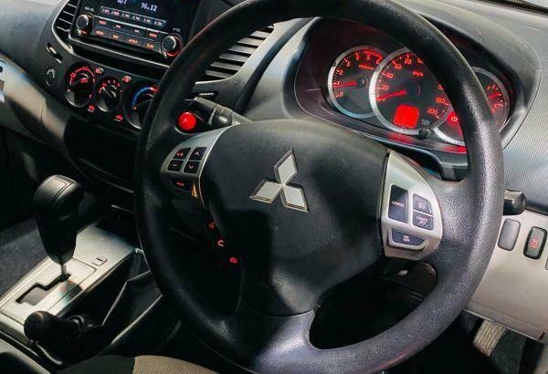 2015 Mitsubishi Triton GLX(4X4) Automatic