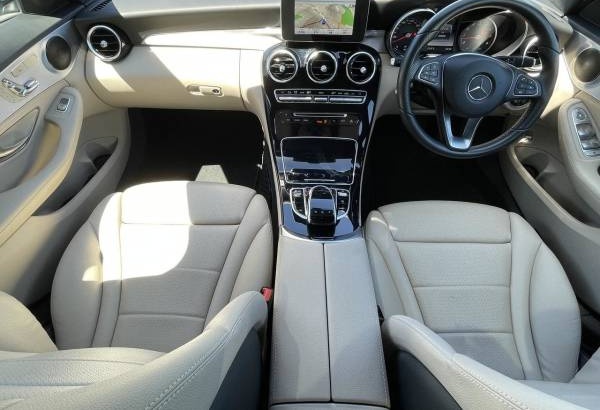 2015 Mercedes-Benz C200  Automatic