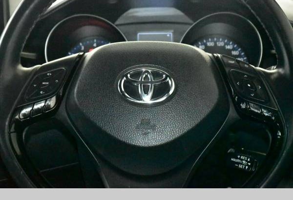 2018 Toyota C-HR (AWD) Automatic