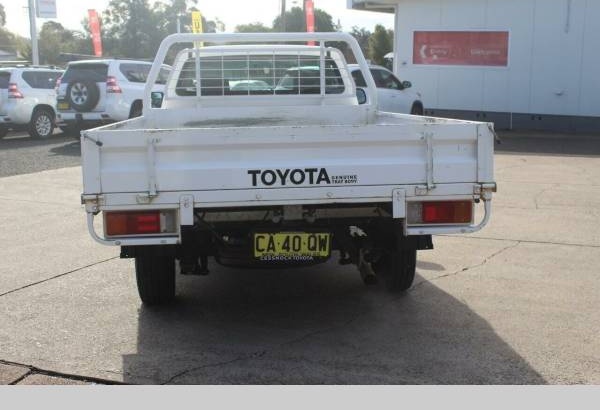 2014 Toyota Hilux Workmate Manual