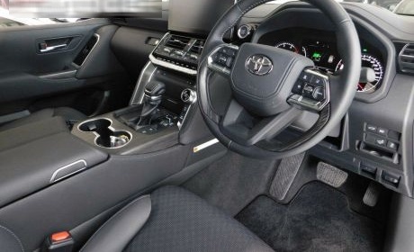 2022 Toyota Landcruiser LC300 Sahara ZX (4X4) Automatic
