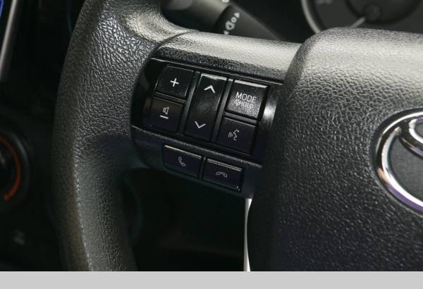 2016 Toyota Hilux SR(4X4) Manual