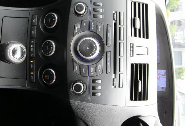 2011 Mazda 3 SP20SkyactivLuxury Automatic