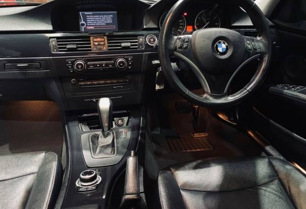 2010 BMW 320I Lifestyle Automatic