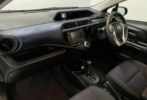 2015 Toyota Prius-C Hybrid Automatic